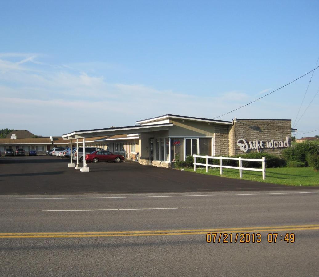 Driftwood Motel Niagara Falls Exterior photo